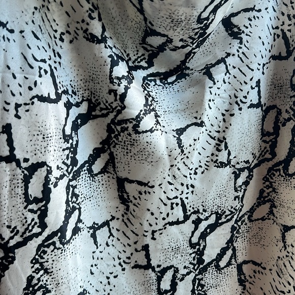 FASHIONNOVA Mini Dress - Picture 2 of 4